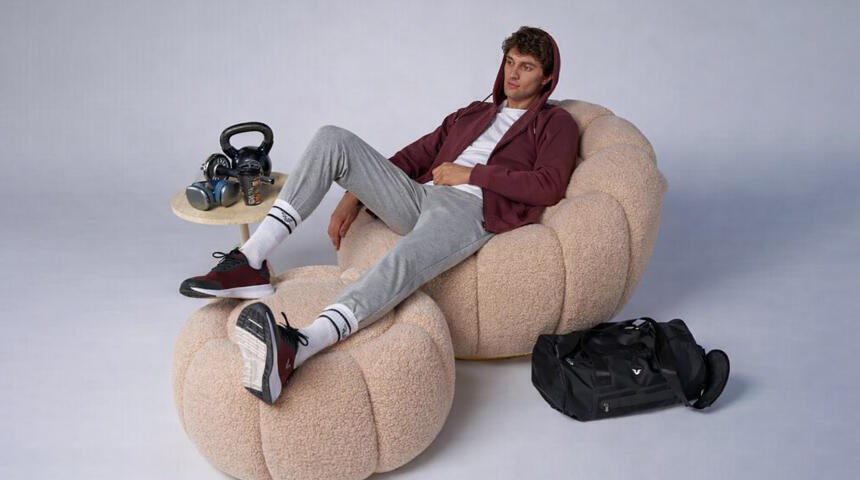 Gün Boyu Konfor Sunan Modern Erkek Spor ve Ev Rahat Giyim Kombinleri