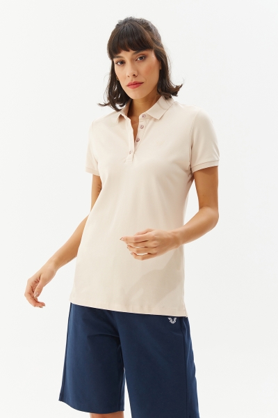 Kadın Krem Düğmeli Polo Yaka Kısa Kollu Pamuklu Tişört | 8719 - BİLCEE