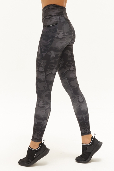 Kadın Siyah Kamuflaj Yüksek Bel Desenli Esnek ve Toparlayıcı Sporcu Taytı | 0761 - BİLCEE (1)
